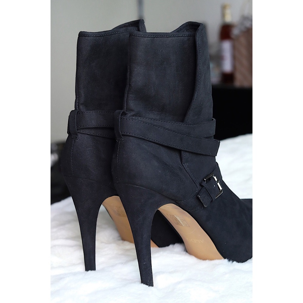 EUC Aldo Black Buckle Heel Boots - Picture 11 of 16